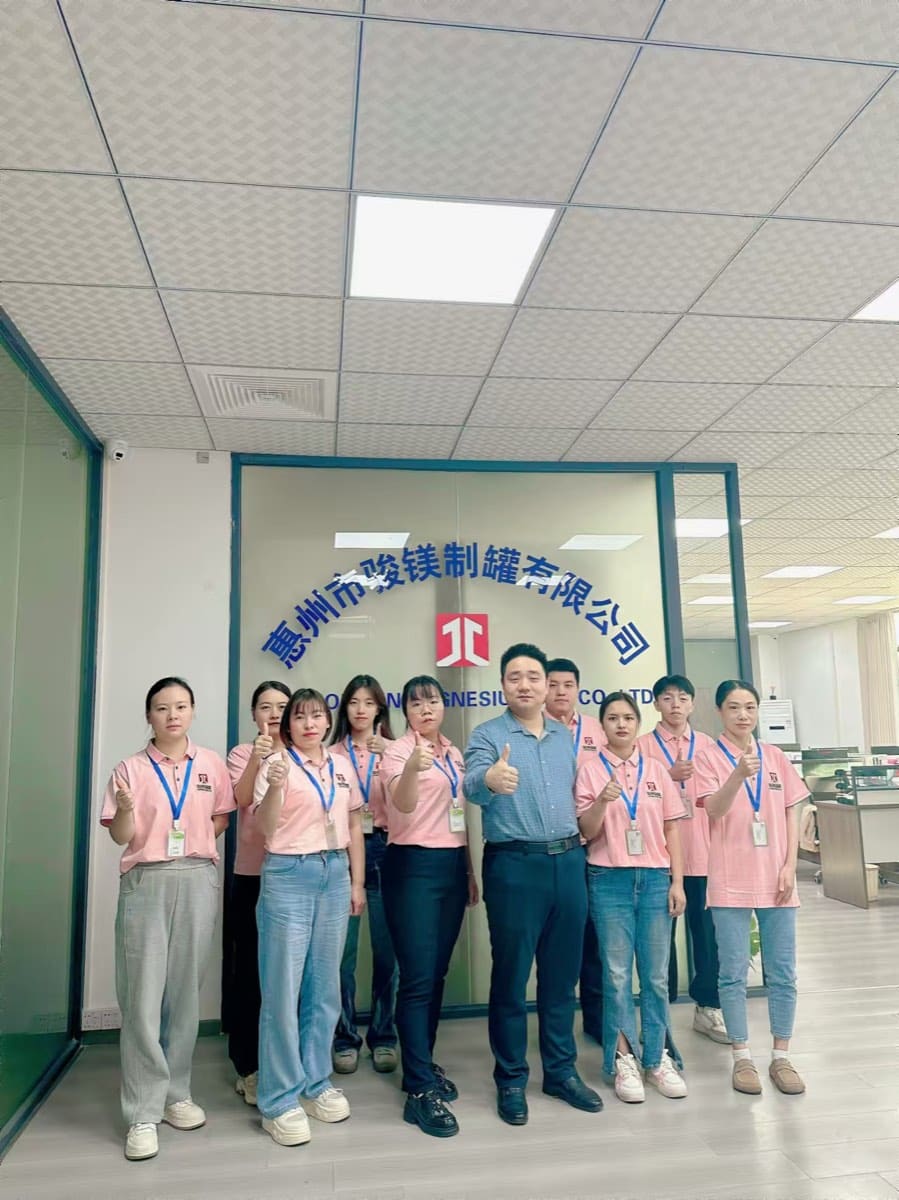 Junmei business team at the Huizhou office