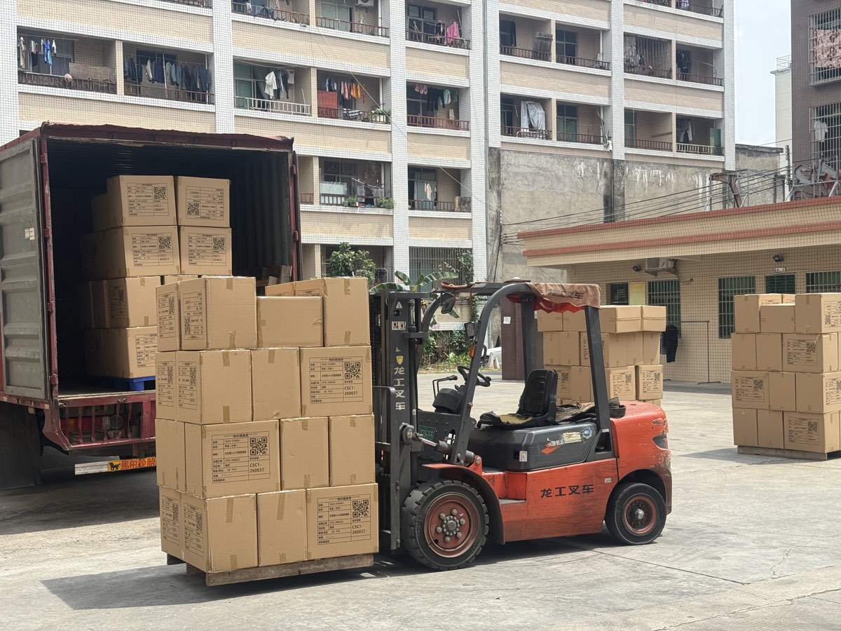 Container loading at Junmei factory