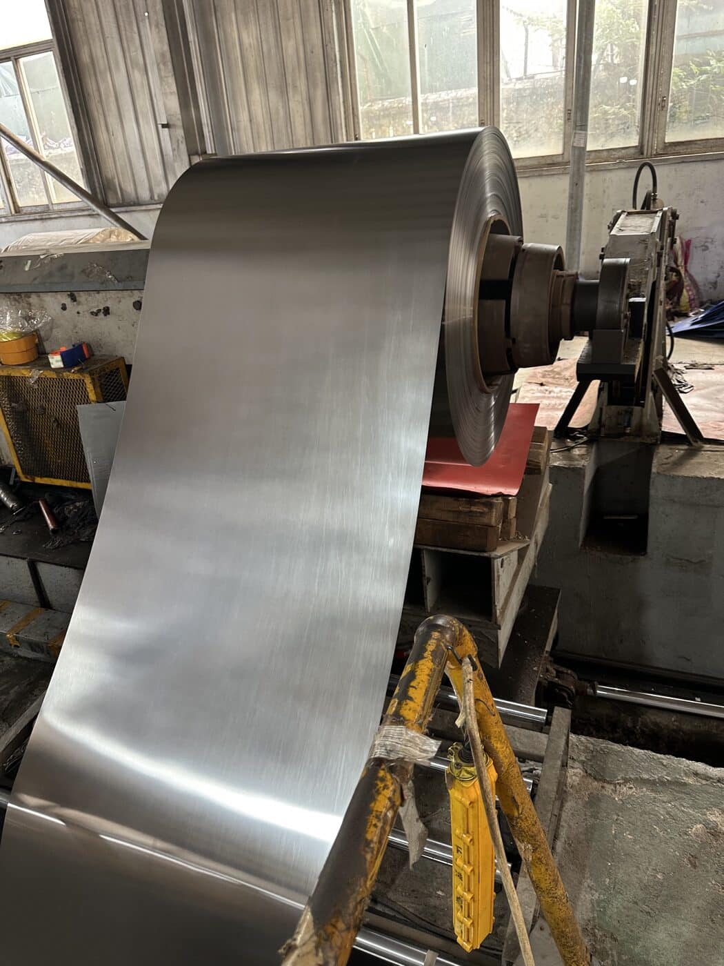 Tinplate material cutting process